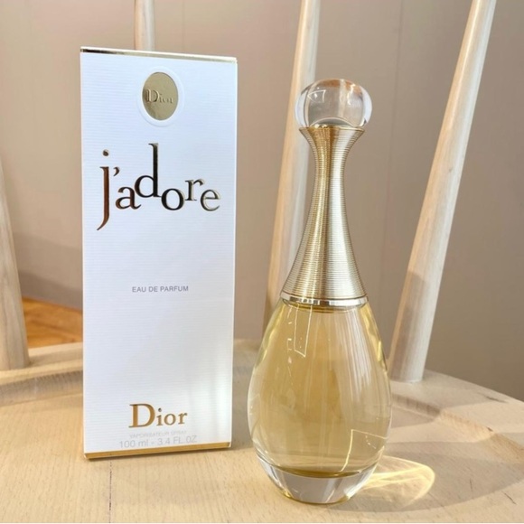 Dior J'adore Eau de Parfum with Gold Accents